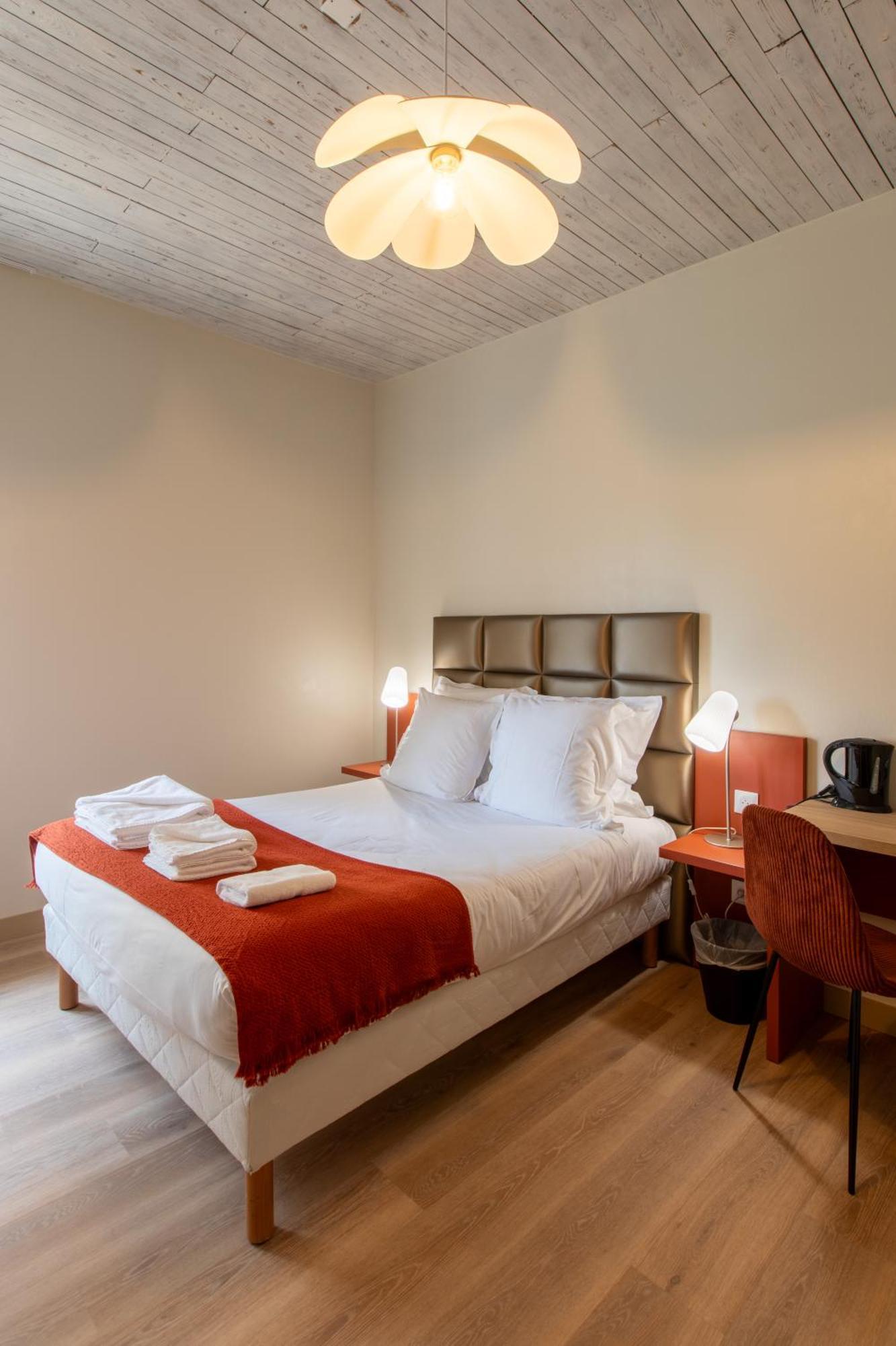 Domaine De La Courbe Hotel & Spa Le Lude Екстериор снимка